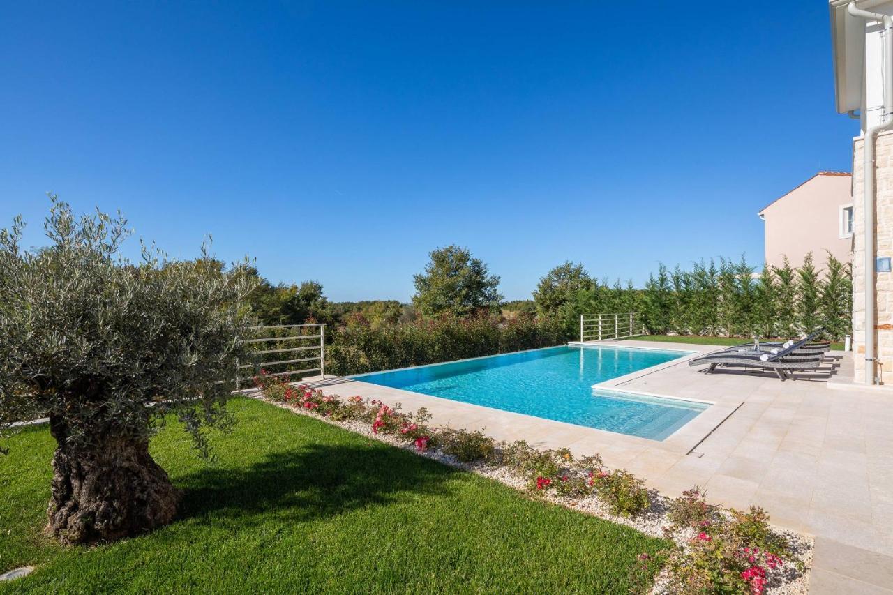 Villa Celeste By Ilc Brtonigla Bagian luar foto